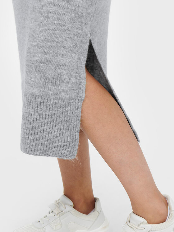 ONLY ONLY Sukienka dzianinowa Brandie 15214595 Szary Relaxed Fit