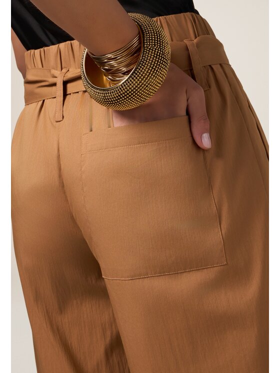 Oltre Oltre Pantaloni di tessuto P260J002317N022 Marrone Baggy Fit