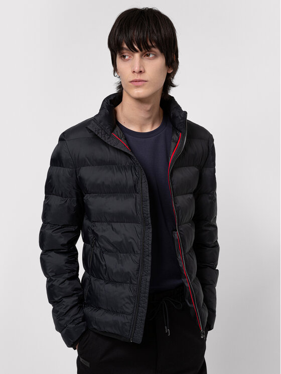 HUGO HUGO Télikabát Balto2111 50450864 Fekete Regular Fit