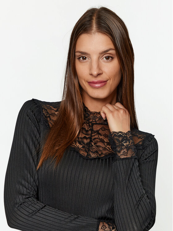 YAS YAS Μπλουζάκι 26031749 Μαύρο Regular Fit