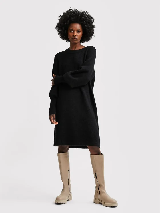 Selected Femme Strickkleid Lulu 16082201 Schwarz Relaxed Fit