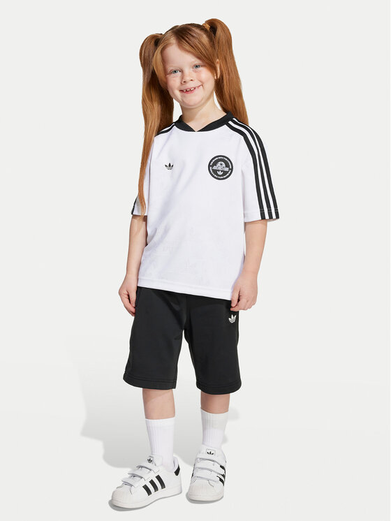 adidas adidas Komplekti kuuluvad t-särk ja šortsid JV7667 Must Regular Fit