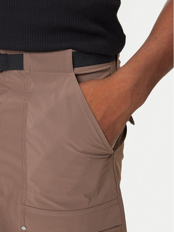 adidas adidas Kratke hlače iz tkanine Premium Essentials Utility Cargo JW1081 Rjava Loose Fit
