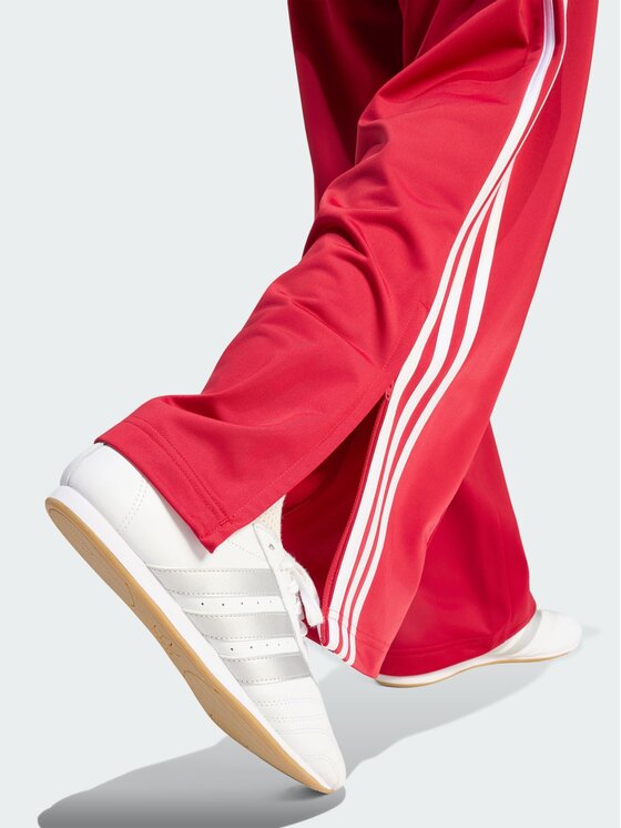 adidas adidas Donji dio trenerke Firebird Loose Tracksuit KS4670 Crvena Loose Fit