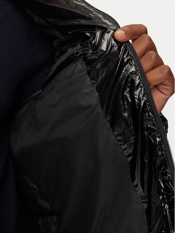 KARL LAGERFELD KARL LAGERFELD Zimní bunda 505008 544517 Černá Regular Fit