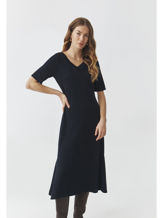 TATUUM TATUUM Úpletové šaty ARIA 2 Tmavomodrá Flare Fit