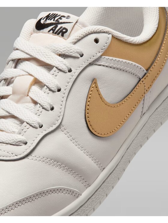 Nike Nike Sneakersy Air Jordan Skyline Low LE Biały
