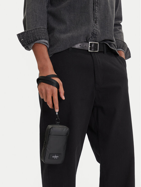 Calvin Klein Geantă crossover Utility Phone Crossbody LV04D1136G Negru