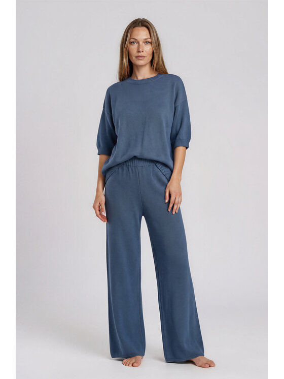 Fobya Fobya Spodnie materiałowe F3011 Granatowy Basic Fit