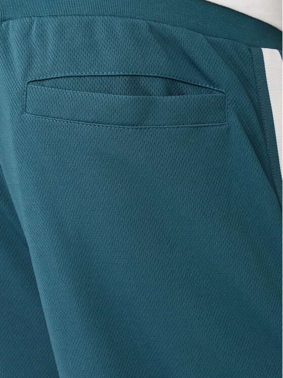 Guess Guess Pantaloni da tuta Z6RB13 KD482 Verde Regular Fit