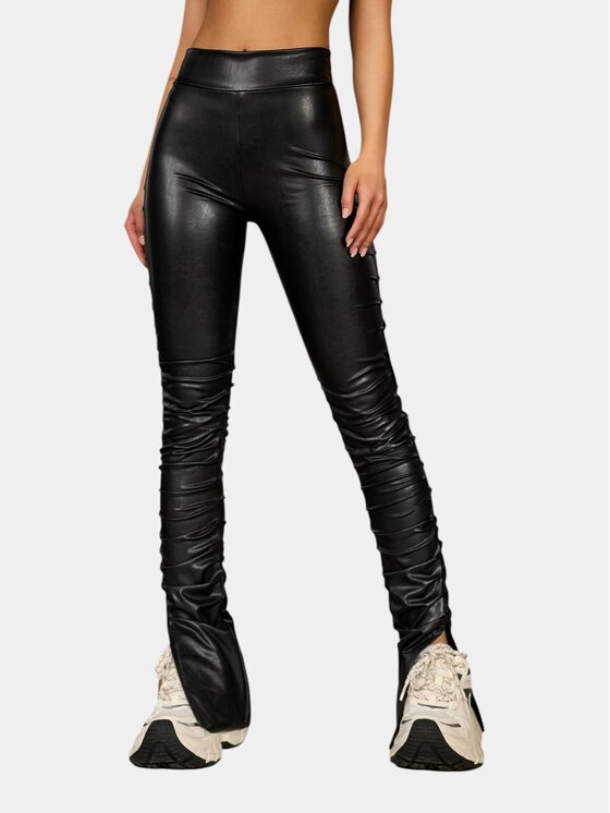 MADE BY SOCIETY MADE BY SOCIETY Spodnie materiałowe Pantaloni CRUSH - P26323 Czarny Basic Fit