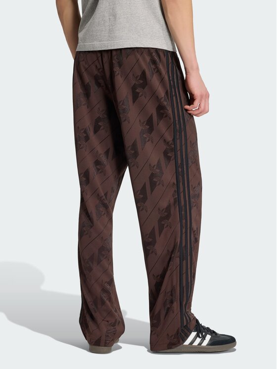 adidas adidas Spodnie dresowe 165119 Brązowy ciemny Regular Fit
