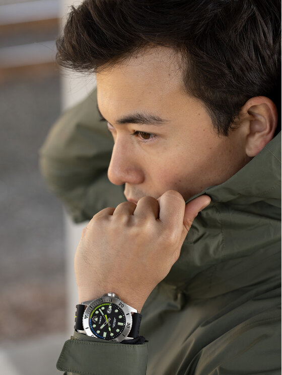 Timex Timex Zegarek TW2W41700 Czarny