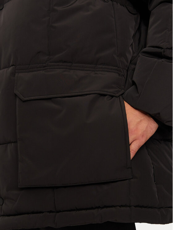 Armani Exchange Armani Exchange Winterjacke XM000021 AF10247 Schwarz Regular Fit