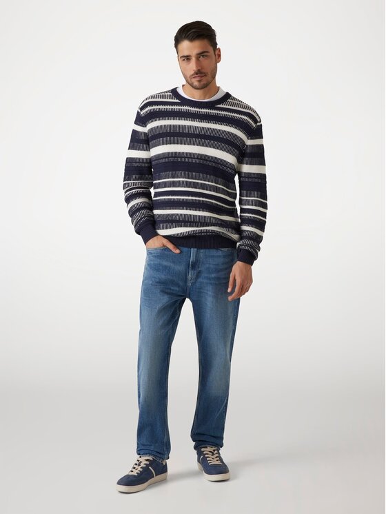 Guess Guess Sweter 173947 Niebieski Classic Fit
