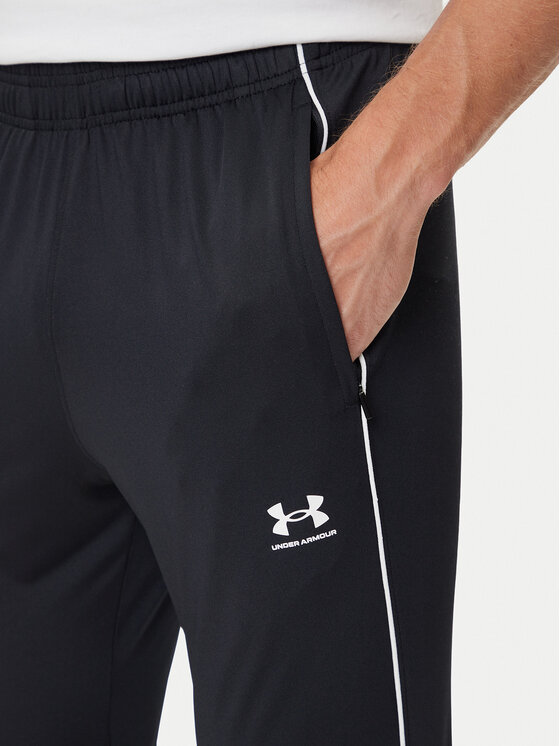 Under Armour Under Armour Melegítő alsó Challenger Training 6004044 Fekete Slim Fit