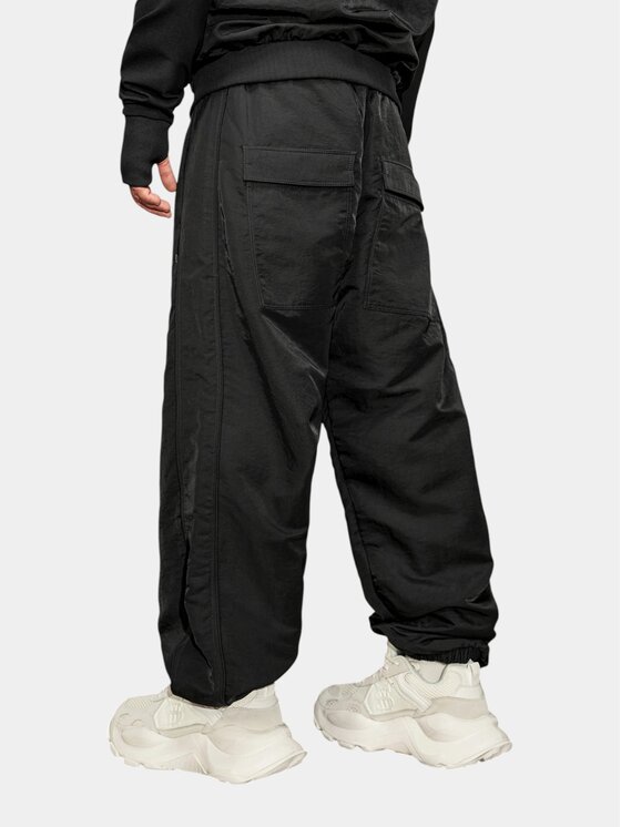 MADE BY SOCIETY MADE BY SOCIETY Spodnie materiałowe SLOPE - P17739 Czarny Basic Fit