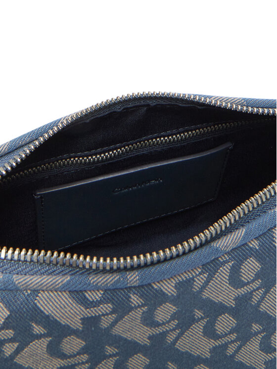 Calvin Klein Jeans Calvin Klein Jeans Ročna torba Ckj Monogram Drop Sm Shoulder Ba LV04K3142G Modra