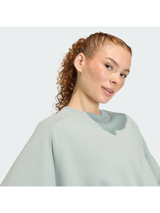 adidas adidas Majica dugih rukava Soft Lux KA7015 Zelena Loose Fit