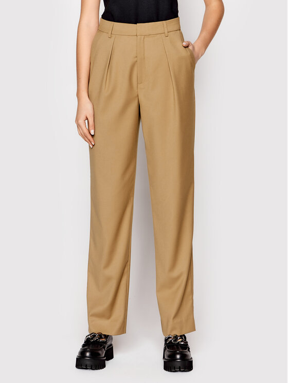 Gestuz Pantaloni din material Paula 10905914 Maro Relaxed Fit