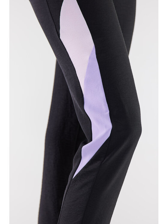 Awama Awama Spodnie damskie A498 Czarny Basic Fit