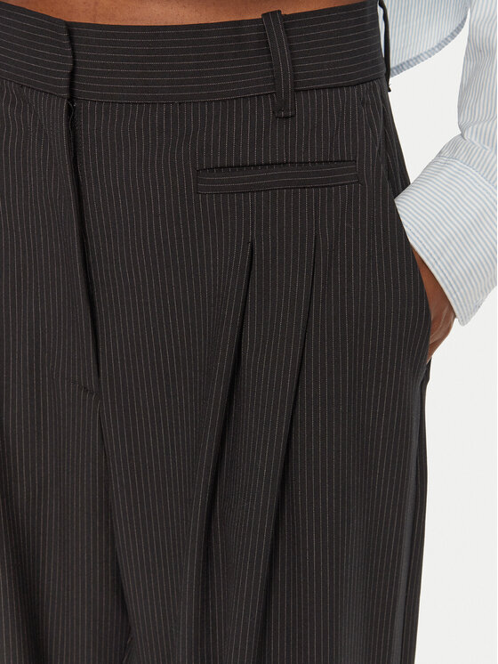 Munthe Munthe Παντελόνι υφασμάτινο 244141624412 Μαύρο Regular Fit