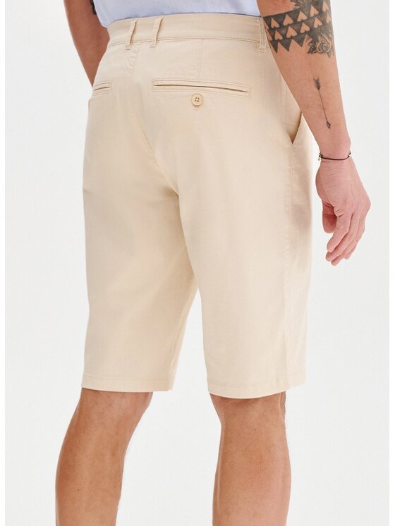 Pako Lorente Pako Lorente Szorty materiałowe P25SB-WS-005 Beżowy Classic Fit