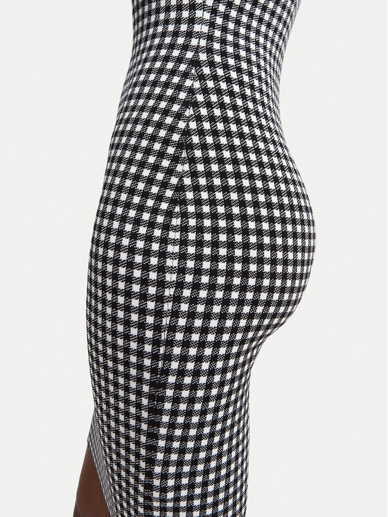Guess Guess Повсякденна сукня W6YKAU Z1661 Чорний Slim Fit