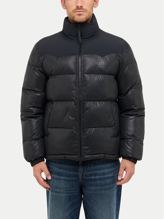 Mustang Mustang Зимно яке Oakfield 1016895 Черен Regular Fit