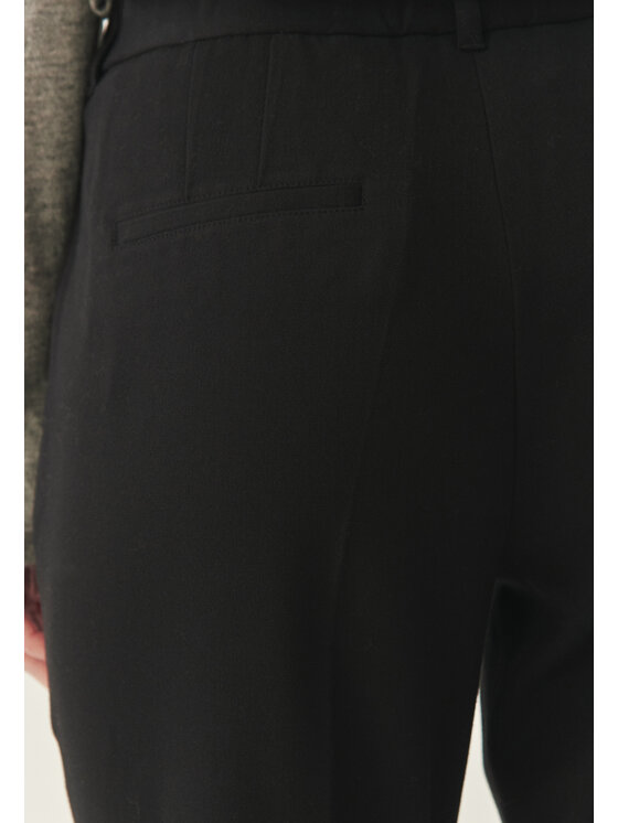 TATUUM TATUUM Spodnie materiałowe KOLIA Czarny Skinny Fit