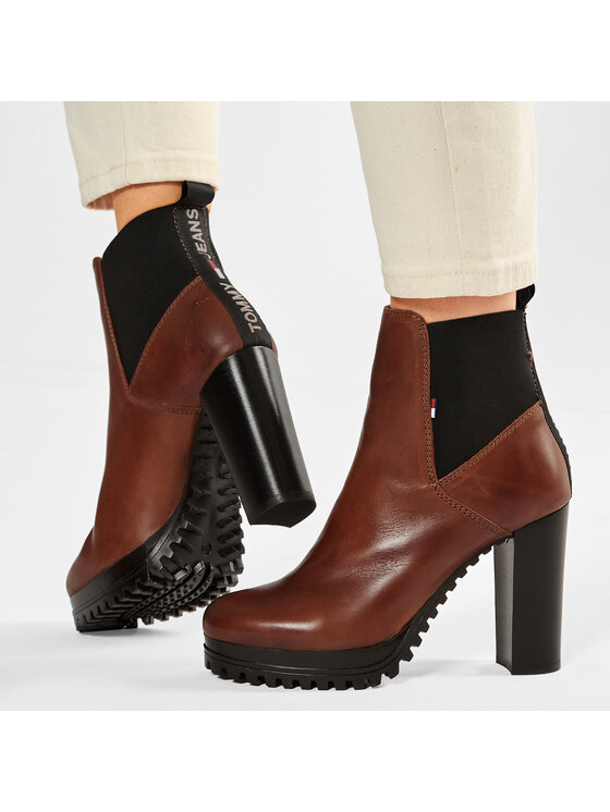 Tommy Hilfiger Bottines Essenstial Cleated Heeled Boot EN0EN01075 Marron