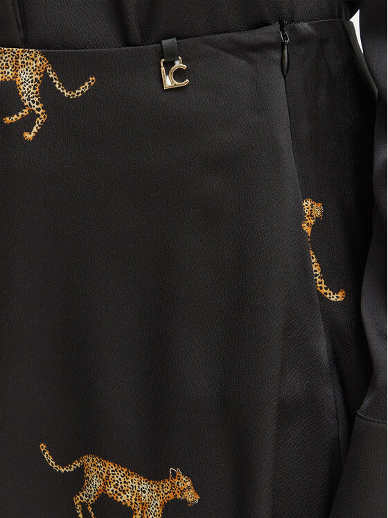 LOLA CASADEMUNT LOLA CASADEMUNT Maxi krilo LS2608008 Črna Regular Fit