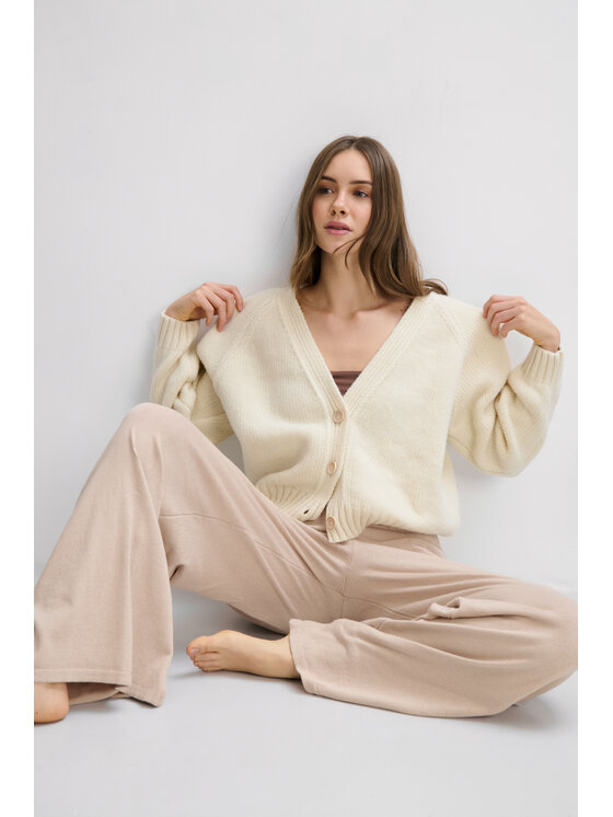 Fobya Fobya Kardigan F2117 Kremowy Basic Fit