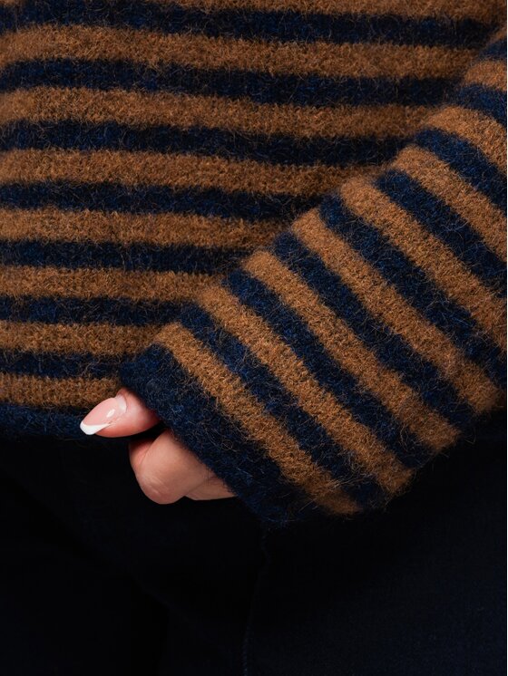 Ombre Ombre Sweter OW-SW-E0057 Brązowy Relaxed Fit