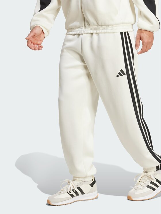 adidas adidas Spodnie dresowe 151845 Biały Loose Fit