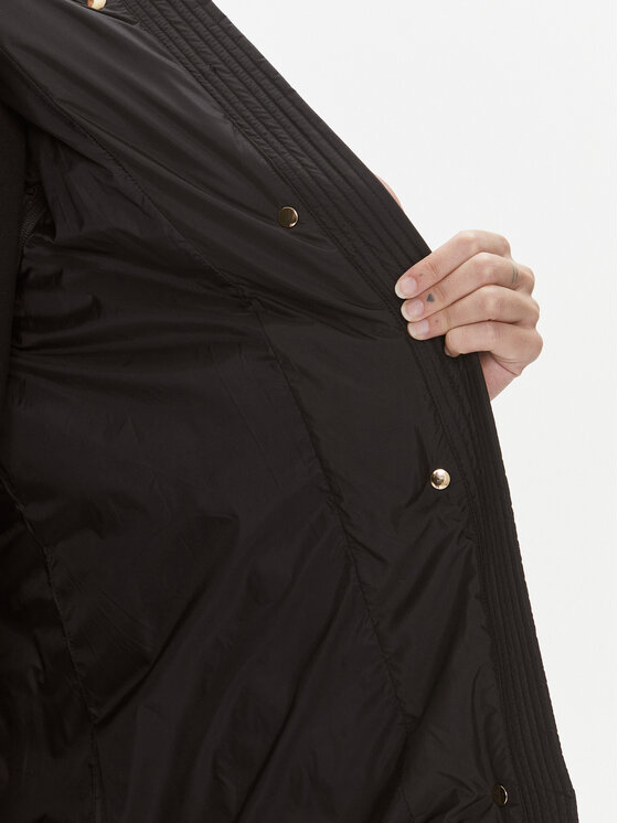 PINKO PINKO Zimní bunda Computer 101601 A11M Černá Regular Fit