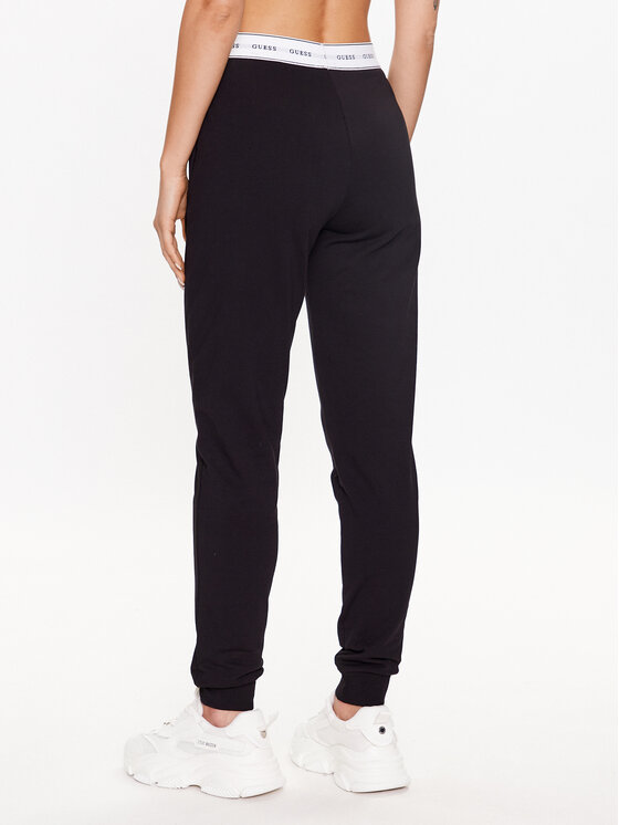 Guess Guess Долнище на пижама O3YB00 KBS91 Черен Regular Fit
