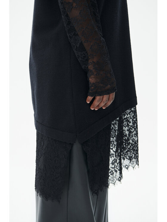 blue shadow blue shadow Sweter Tunika dziewiarska z koronką w rękawach i dole swetra Shila Black - 36/38 Czarny Regular Fit