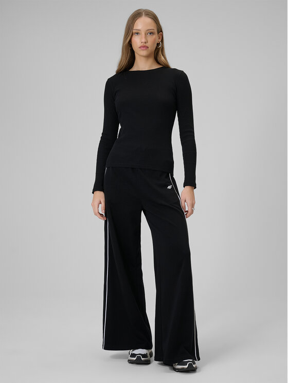 4F 4F Bluzka BASIC+ Czarny Slim Fit