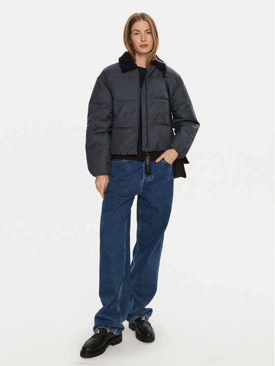 Calvin Klein Jeans Calvin Klein Jeans Žieminė striukė Aviator J20J224121 Juoda Relaxed Fit