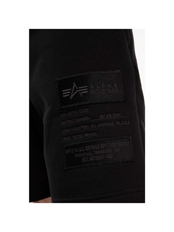 Alpha Industries Alpha Industries Szorty materiałowe Patch Short LF 136360-03 Czarny Classic Fit