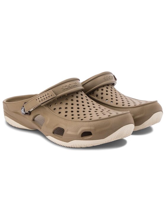 Crocs Klapki Swiftwater Deck Clog M 203981 Br zowy