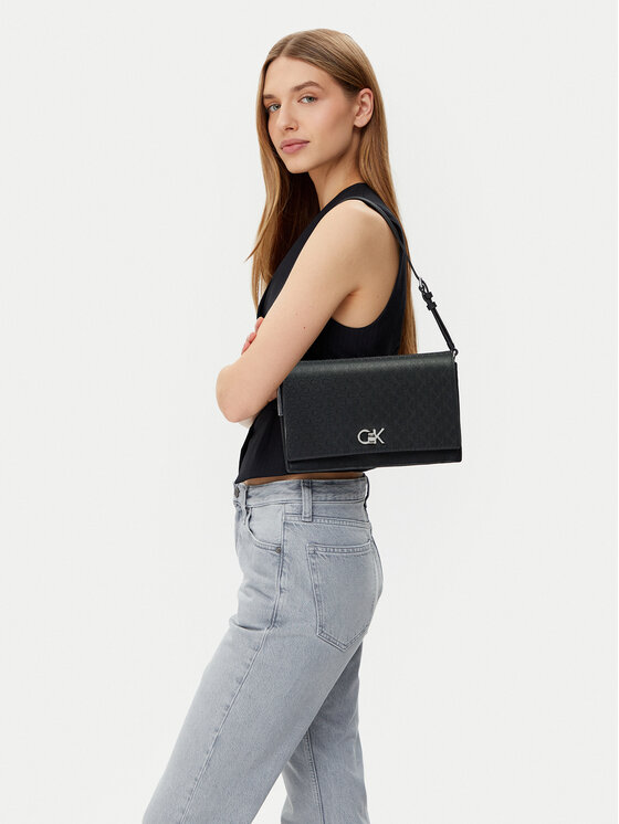 Calvin Klein Calvin Klein Τσάντα Ck Elongated Shoulder Bag_Mono K60K613139 Μαύρο