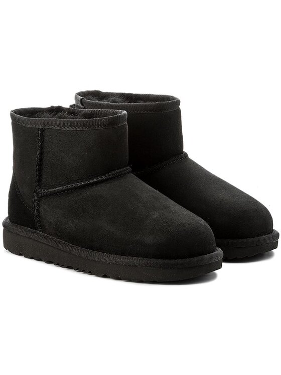 Ugg Ugg Stivali da neve Classic Mini II 1017715K Nero