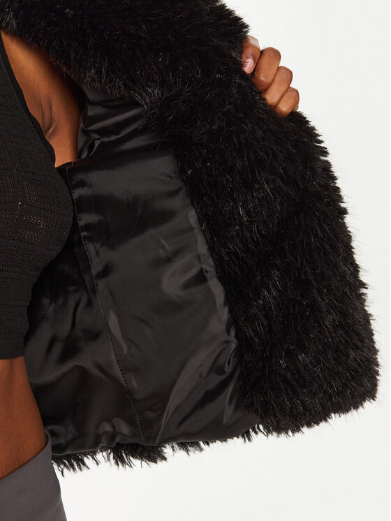 Rinascimento Rinascimento Pelliccia CFC0120143003 Nero Regular Fit