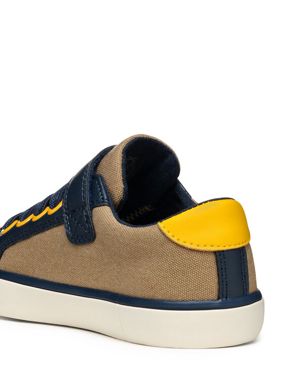 Geox Geox Sneakersy J Gisli J455CB 01054 C5FF4 D Brązowy