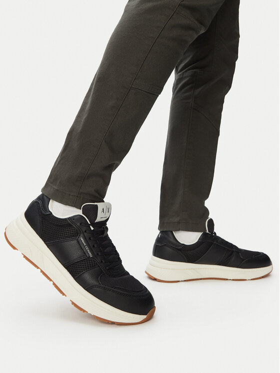 Armani Exchange Armani Exchange Laisvalaikio batai XM002634 AF17352 MC005 Juoda