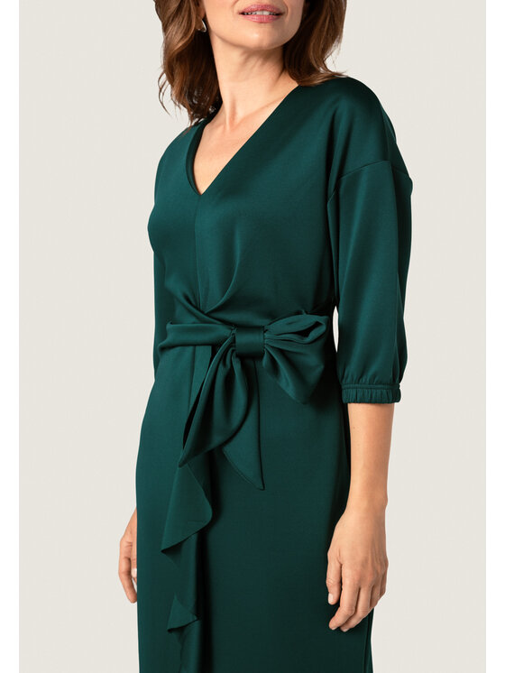 QUIOSQUE QUIOSQUE Večerní šaty 4SB001 Zelená Regular Fit