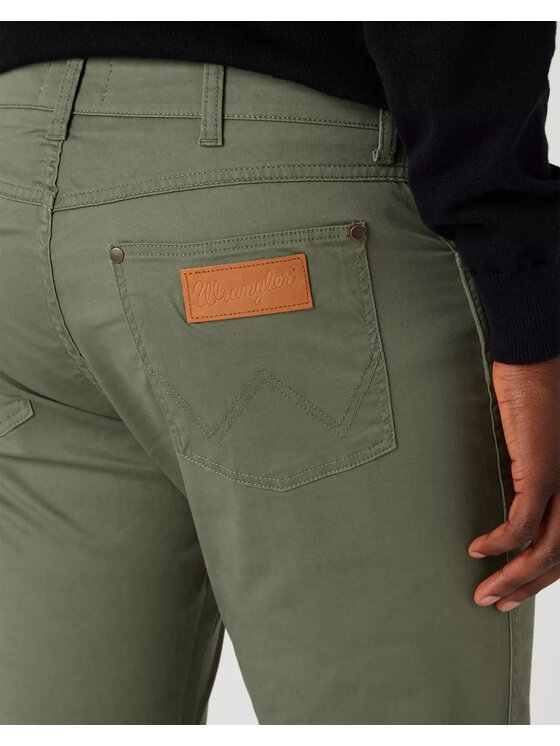 Wrangler Wrangler Spodnie materiałowe LARSTON Zielony Slim Fit