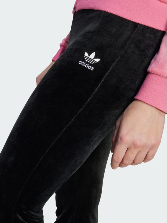 adidas adidas Spodnie materiałowe 151293 Czarny Fitted Fit